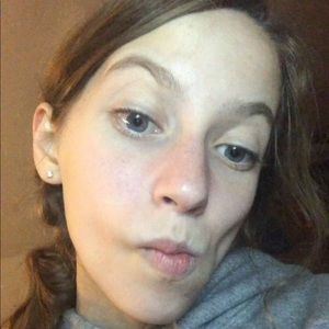 Meet your Posher, Mallory